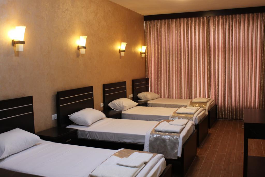 St Andrew'S Guesthouse - Ramallah Zimmer foto